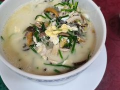 -雄仔农家菜馆·特色葱油鸡(六祖店)