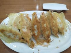 -鲜鲜锅贴(荆山路店)