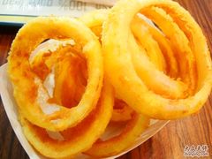 洋葱圈&nbsp;1-FATBURGER 特富客汉堡(外交公寓店)