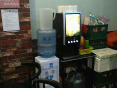 -愉肴麻辣香锅(中北镇店)