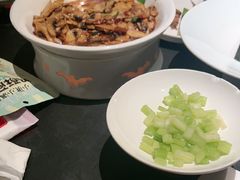 -鸽子侯·家宴·平价海鲜(市图书馆店)
