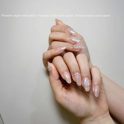 -花系美·美甲美睫精品店