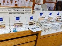 -沪睛眼镜蔡司官方授权店(金桥佳林路店)