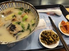 -鲜越鲜鱼粉(财富购物中心店)