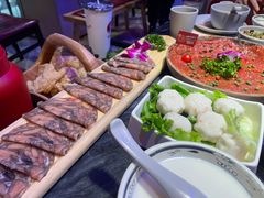 -热火朝天鲜切牛肉火锅(南强街巷店)