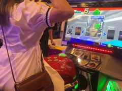 -爱玩嘉年华(江北一店)