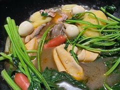 -万记麻辣烫国展总店