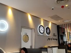 -必胜客(武汉欢乐谷店)