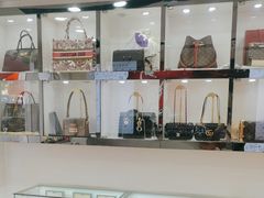 -恒一珠宝·回收黄金钻石奢侈品(灵岩南路店)