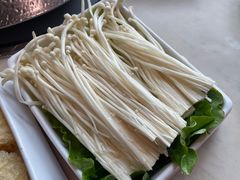 -左庭右院鲜牛肉火锅(浦江欢乐颂店)