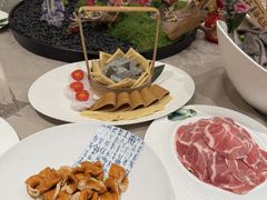 -小天鹅火锅·一线江景洪鼎旗舰店(洪崖洞店)