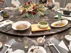 -南京悦客假日酒店