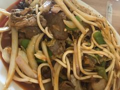 特色炒肉-清真·伊清阁餐厅