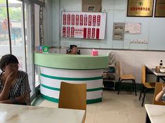 -绿杨馄饨临顿路店
