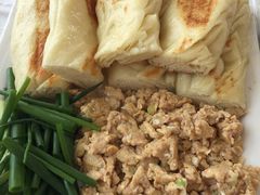 虾酱卷子-渔民船说·北塘海鲜·天津菜·海肠捞饭(北塘古镇店)
