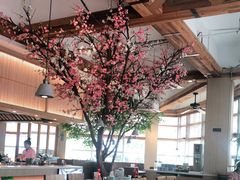 -蜜桃餐厅·伴山(湖滨商业街店)