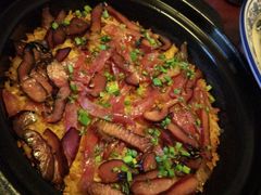 腊肉煲仔饭-馬蘭花開(车站大道店)
