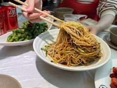 -肥肥虾庄·金牌油焖大虾(沙湖店)