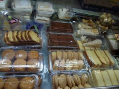 -光明牛奶棚(南泉店)