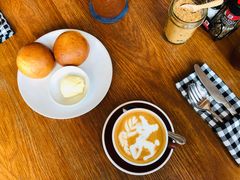 -ROAST coffee & eatery