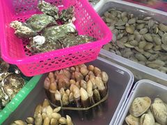 -三亚火车头万人海鲜广场