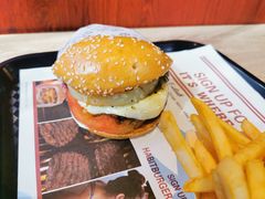 -The Habit Burger Grill 哈比特汉堡(复兴soho店)