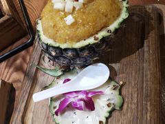 版纳菠萝饭-老滇山寨•云南特色菜•地方菜•民族风情歌舞表演(金碧店)