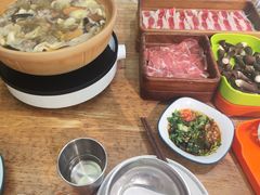 -菌小白火锅(时尚天河店)