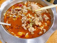 招牌跳跳蛙-华中科技大学百景园(三楼酒店)