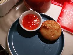 -左庭右院鲜牛肉火锅(浦江欢乐颂店)