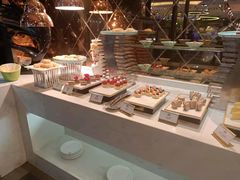 -小天鹅戴斯酒店鲸鲨百汇创作料理