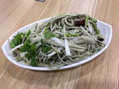 拌豆腐丝-张记烤羊腿(北花园店)