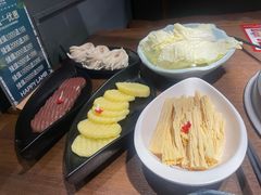 -快乐小羊·内蒙牛羊肉火锅(流花中心店)