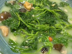 -明本湛江鸡•海鲜小厨(陈家祠店)