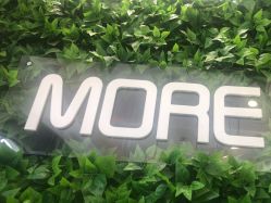 -More摩尔医美の注射线雕光电中心