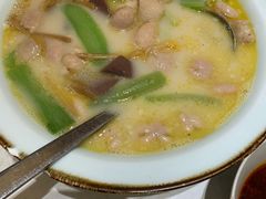 -铜锣湾·有麝自然香(渝北财富中心店)