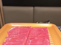 -牛YO寿喜烧·铁板烧和牛火锅自助(市府恒隆店)