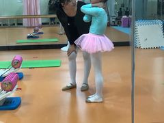 -艺熠舞蹈口才主持表演艺术中心(爱琴海校区)