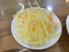 -陇上全荟兰州传统牛肉面(延吉路店)