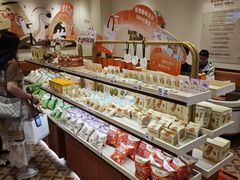 -沪上阿姨·臻选茶饮(上海环球港店)