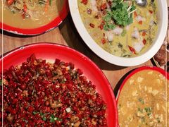 -先启半步颠小酒馆(白麓里店)