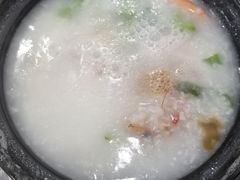 生滚白贝鲜虾粥-盈田盈粥庄(博山东路店)