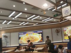 -粉小主·贵州酸汤牛肉粉(南京仙林金鹰店)