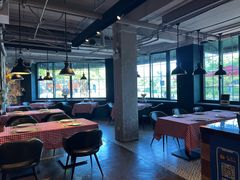 -自然食集西餐厅(泰晤士小镇店)