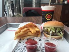 -FATBURGER 特富客汉堡(外交公寓店)