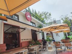 -必胜客(上海华谊新所店)