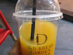 满杯橙橙-顶东面包花园·生日蛋糕(世博店)