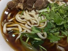 -清真吴记门钉肉饼·喜多利
