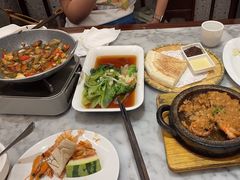 -小菜园新徽菜(宜兴八佰伴店)