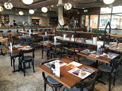 -ROAST coffee & eatery